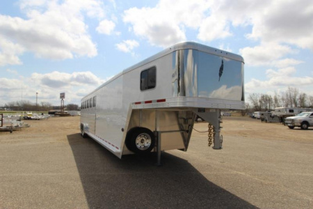 New 2025 Featherlite 6 Horse Trailer