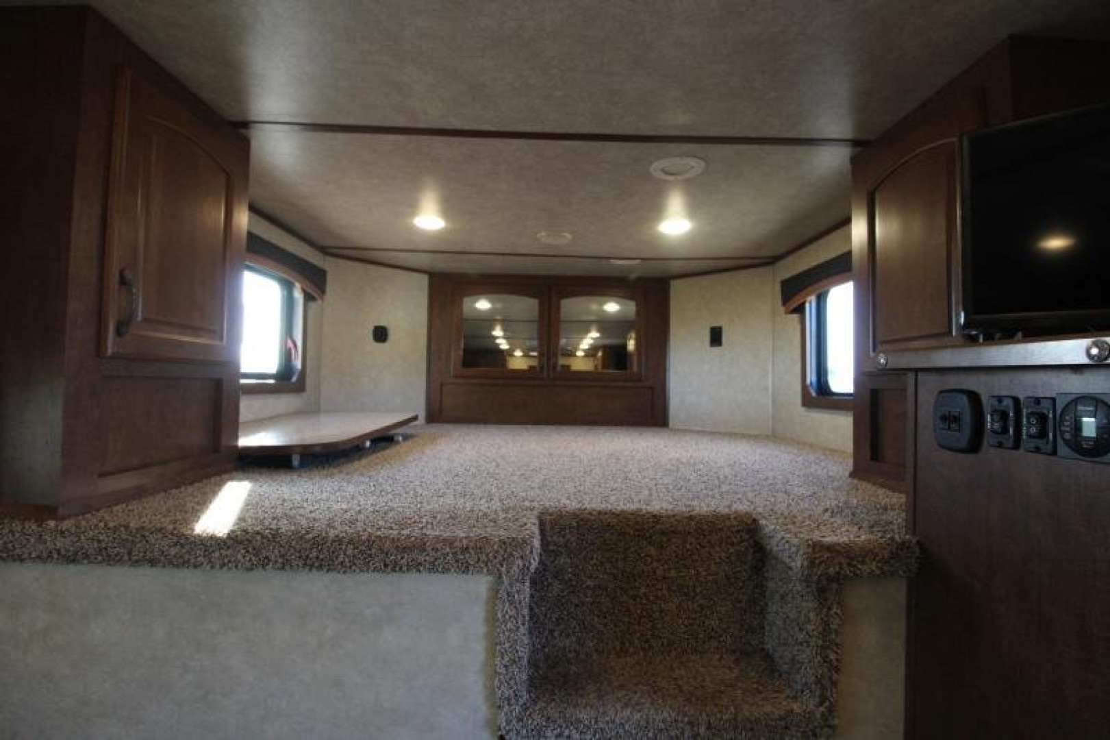 Used 2015 Bison Trailers 3 Horse LQ Trailer