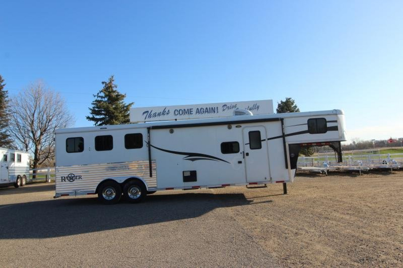 Used 2015 Bison Trailers 3 Horse LQ Trailer