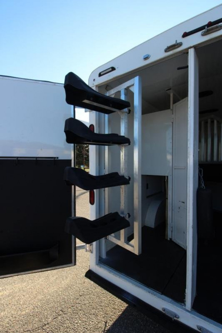 Used 2015 Bison Trailers 3 Horse LQ Trailer