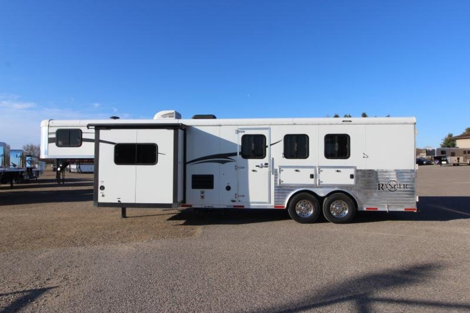 Used 2015 Bison Trailers 3 Horse LQ Trailer