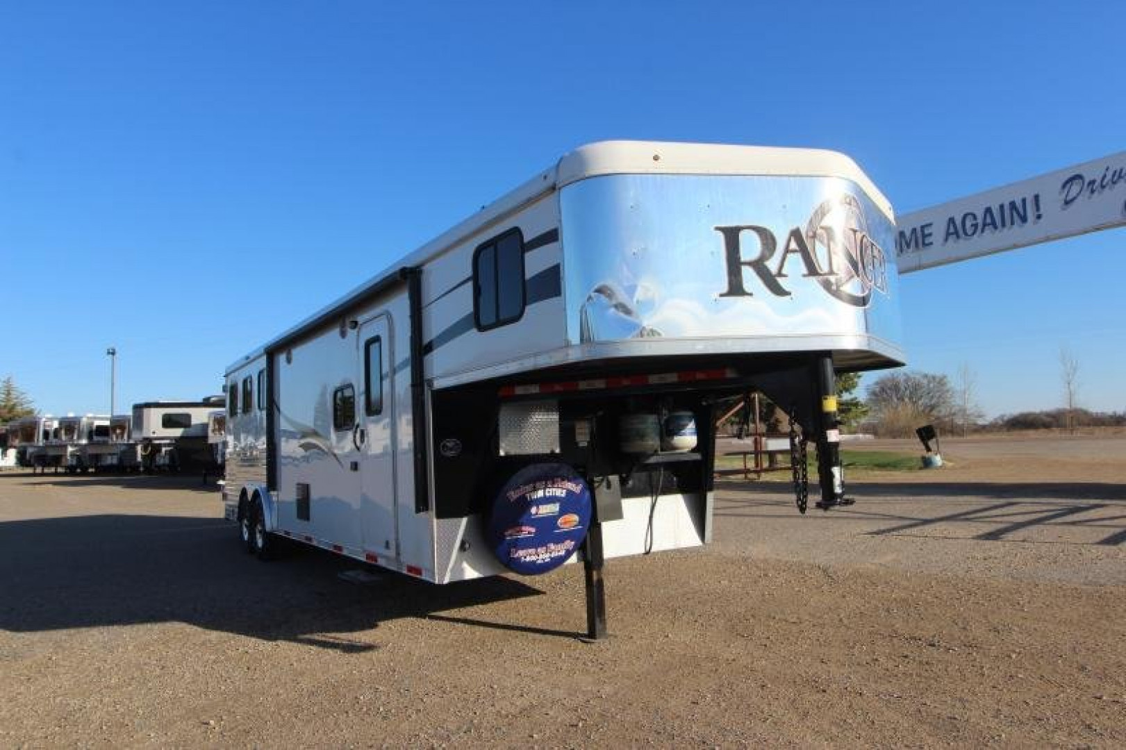 Used 2015 Bison Trailers 3 Horse LQ Trailer