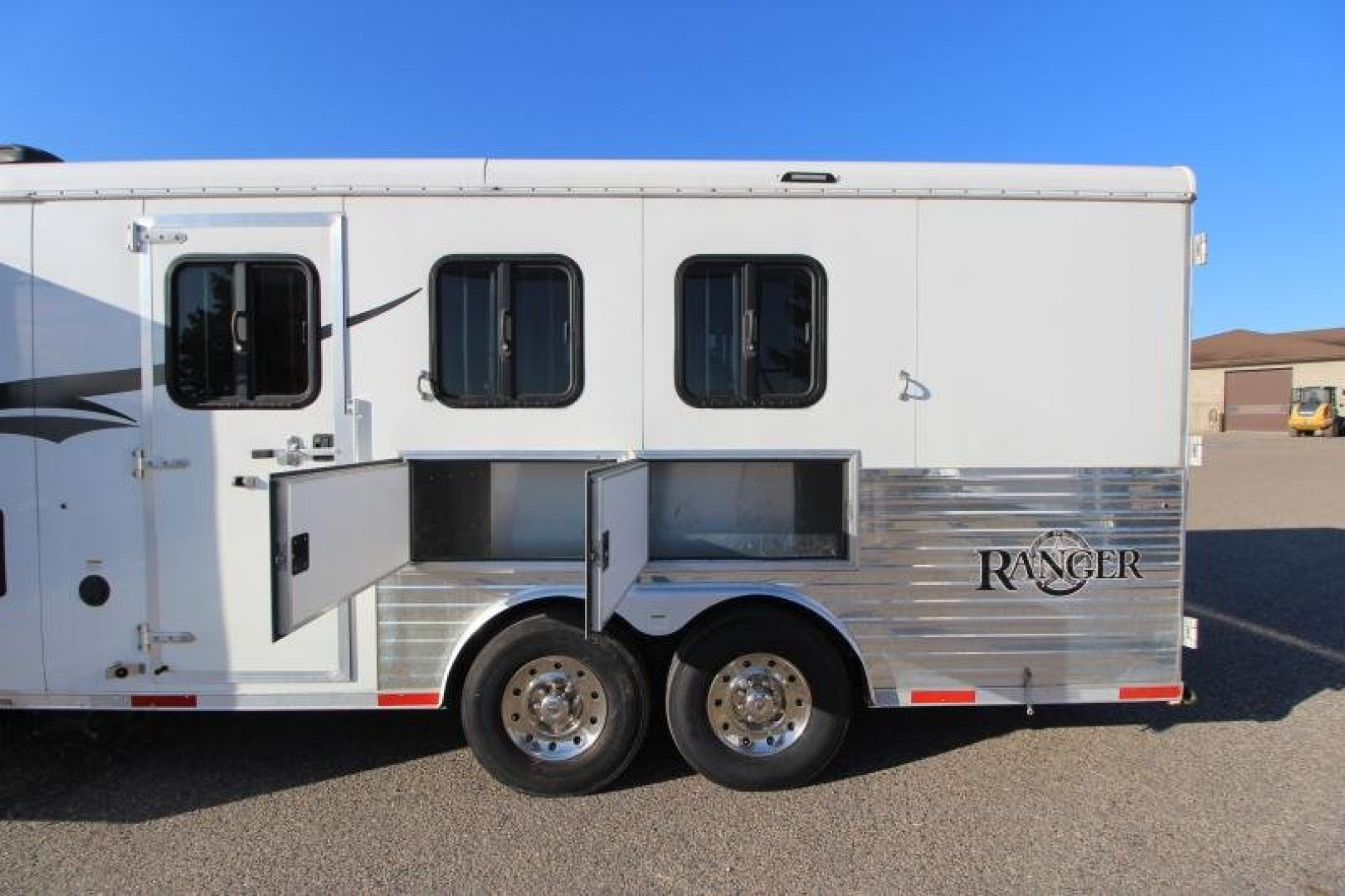 Used 2015 Bison Trailers 3 Horse LQ Trailer