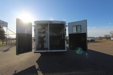 Used 2015 Bison Trailers 3 Horse LQ Trailer