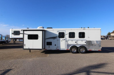 Used 2015 Bison Trailers 3 Horse LQ Trailer