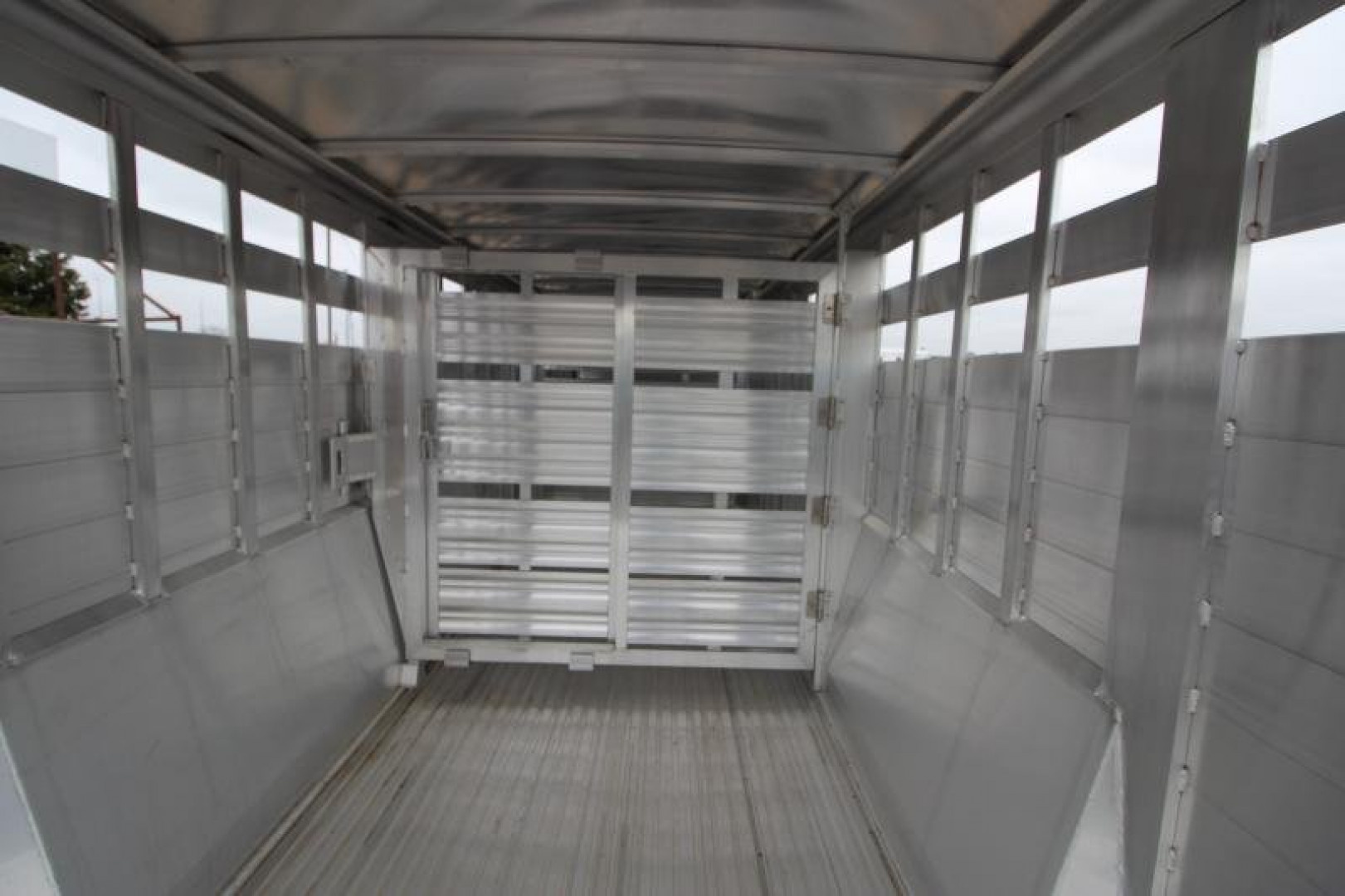 New 2025 Featherlite 7.5x30' Stock / Stock Combo Trailer