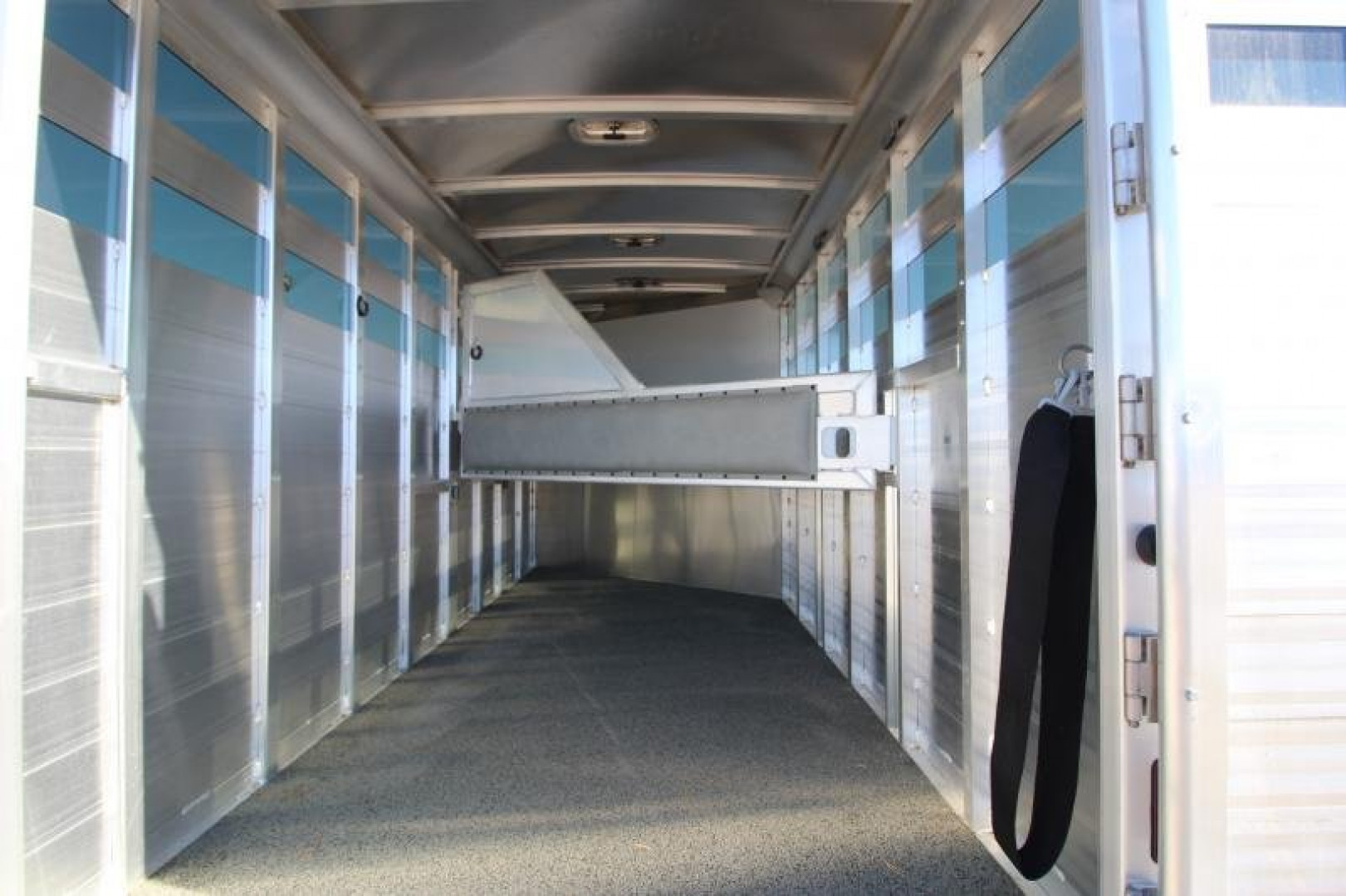New 2024 Featherlite 9751 3HR Stock Combo Stock / Stock Combo Trailer