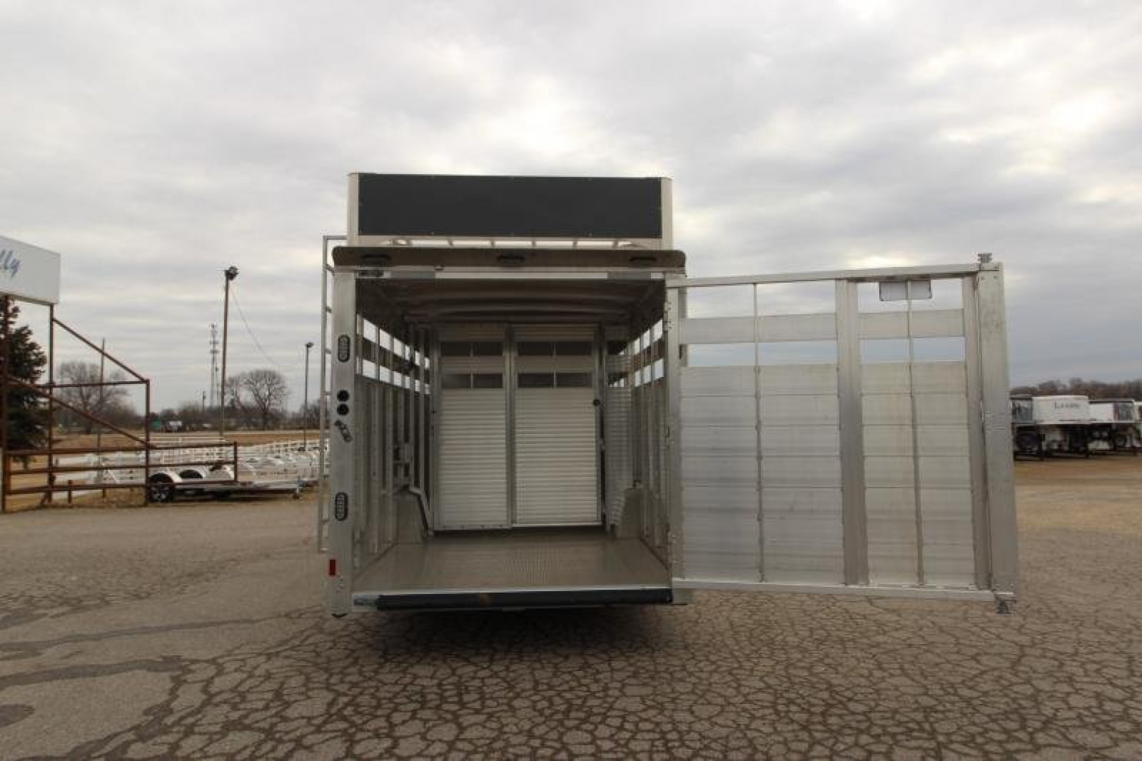New 2023 Sundowner Stock Combo LQ MT Horse Trailer
