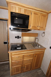 New 2023 Sundowner Stock Combo LQ MT Horse Trailer