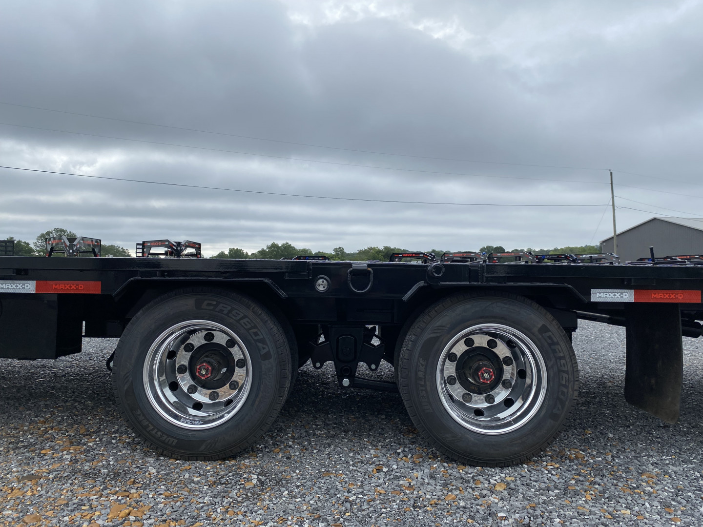 New 2026 MAXXD 102"X34' 30k Hyd Dove Gooseneck Trailer
