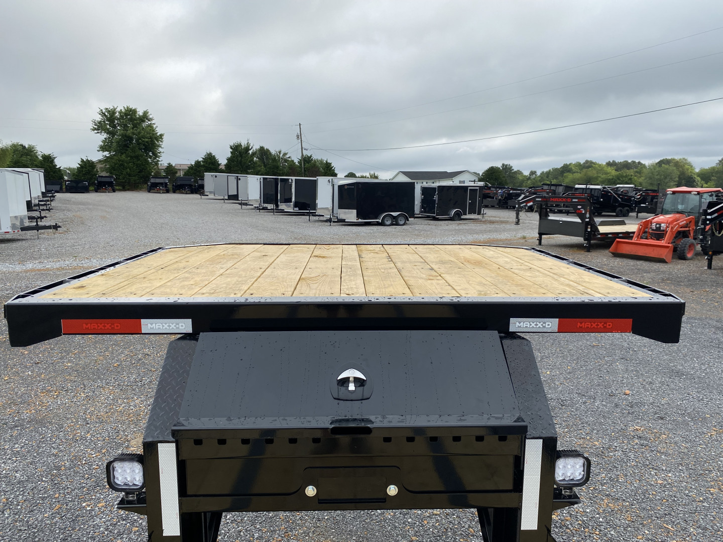 New 2026 MAXXD 102"X34' 30k Hyd Dove Gooseneck Trailer