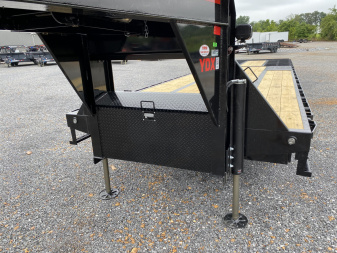 New 2026 MAXXD 102"X34' 30k Hyd Dove Gooseneck Trailer