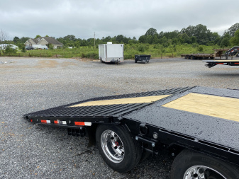 New 2026 MAXXD 102"X34' 30k Hyd Dove Gooseneck Trailer