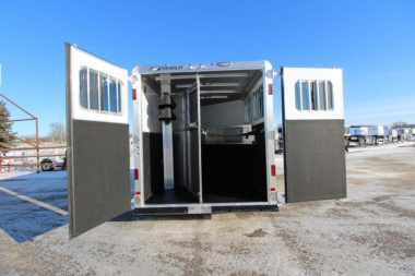 New 2025 Featherlite 9400 2HR BP Horse Trailer