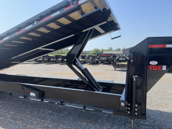 New 2026 MAXXD Gooseneck Trailer | 102" x 34' 30K GVWR