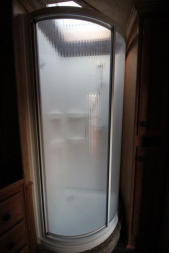 Used 2004 Bloomer 4HR LQ Horse Trailer