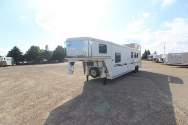 Used 2004 Bison Trailers 3HR 13' LQ Horse Trailer