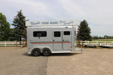 New 2025 Sundowner Charter 2  Horse BP Trailer