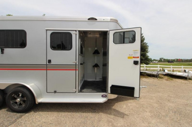 New 2025 Sundowner Charter 2  Horse BP Trailer