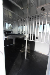 New 2023 Sundowner 2 Horse Charter SE GN Horse Trailer