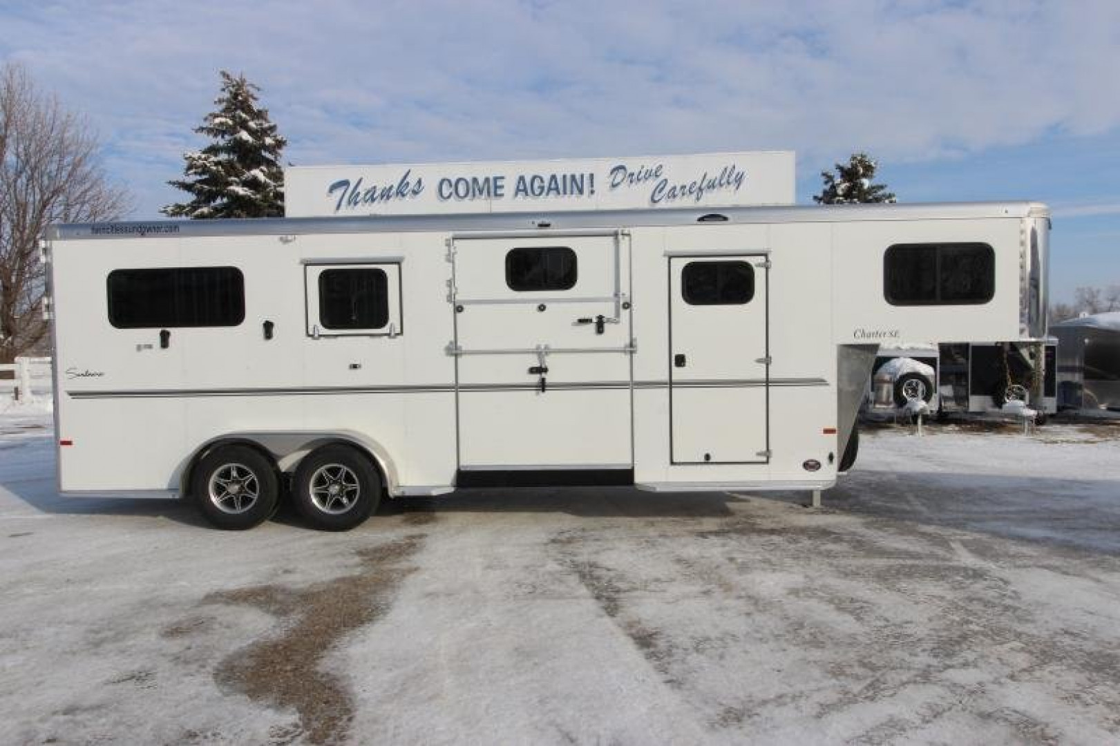 New 2023 Sundowner Trailers 2+1 Gooseneck Horse Trailer