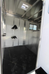 New 2023 Sundowner Trailers 2+1 Gooseneck Horse Trailer