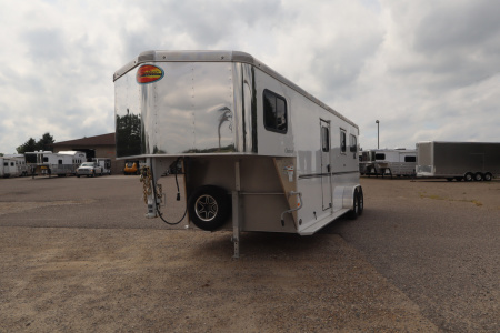 New 2023 Sundowner Trailers 2+1 Gooseneck Horse Trailer