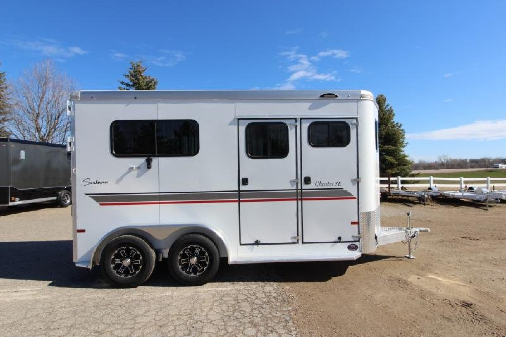 New 2025 Sundowner 2 Horse Charter BP Trailer
