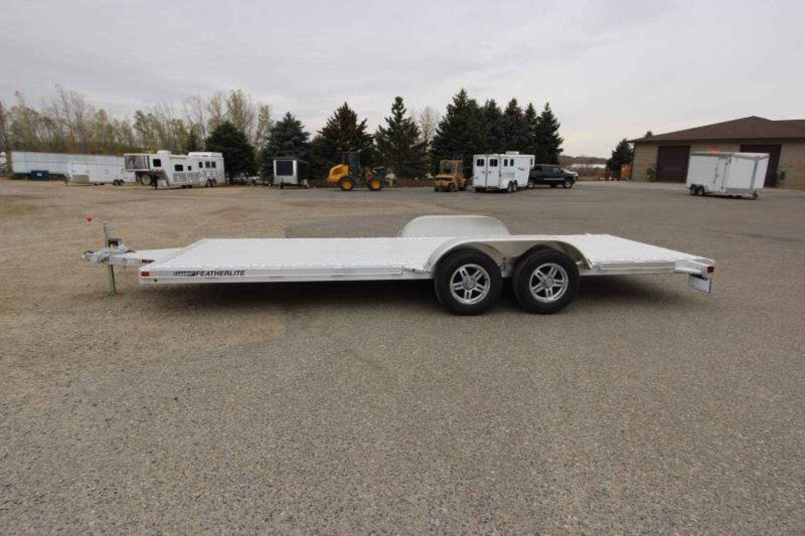 New 2023 Featherlite 3182 20'  Car Hauler