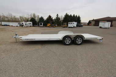 New 2023 Featherlite 3182 20'  Car Hauler