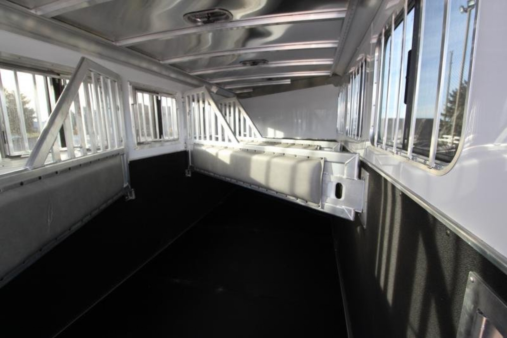 New 2024 Featherlite 4 Horse GN Trailer