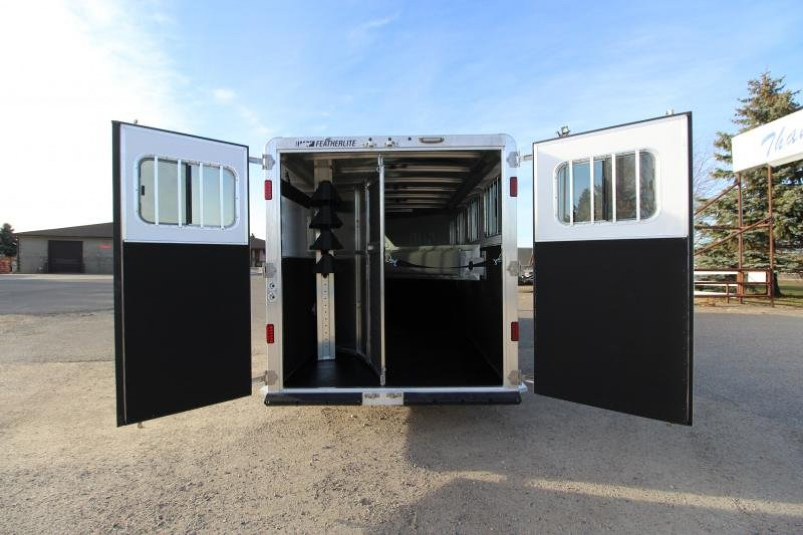 New 2024 Featherlite 4 Horse GN Trailer