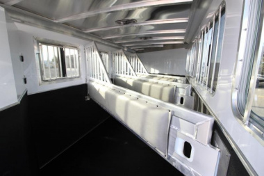 New 2024 Featherlite 4 Horse GN Trailer