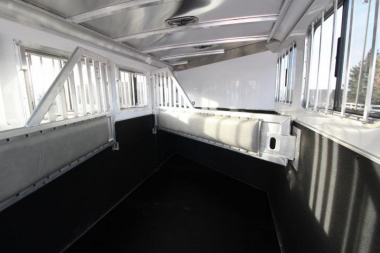 New 2024 Featherlite 4 Horse GN Trailer