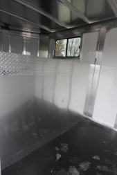 New 2023 Sundowner Trailers 4HR GN Horse Trailer