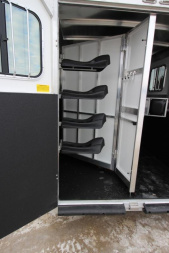 New 2023 Sundowner Trailers 4HR GN Horse Trailer