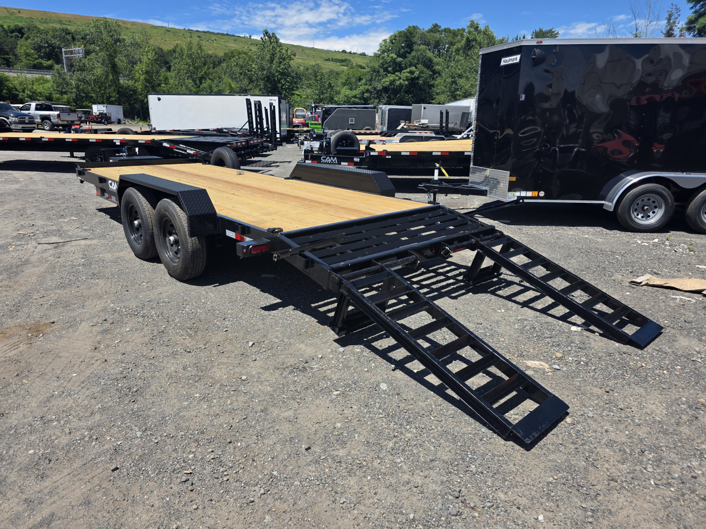 New 2025 Cam Superline 7X18 15,400K - KNEE RAMPS Equipment Trailer