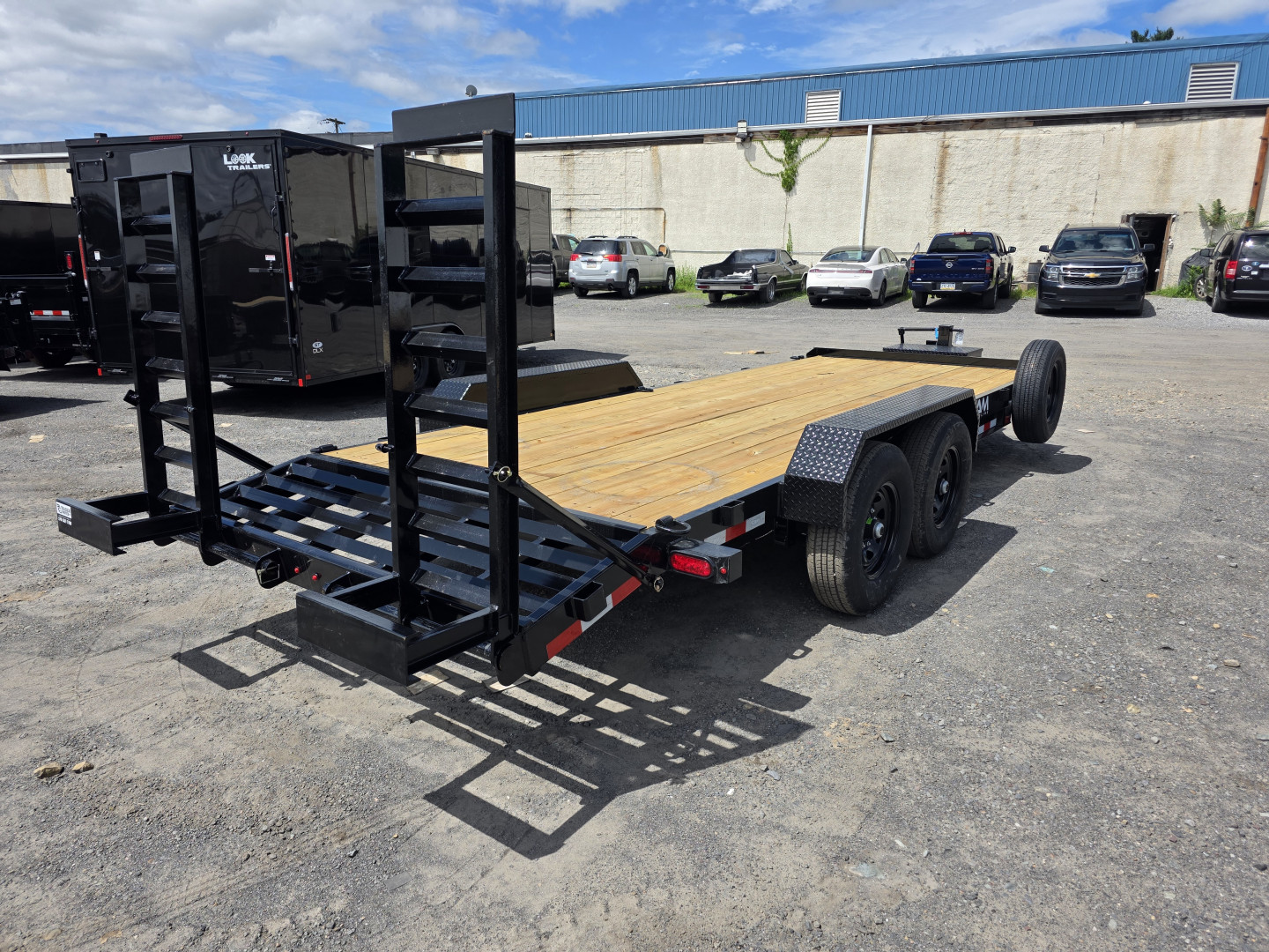 New 2025 Cam Superline 7X18 15.4K - KNEE RAMPS Equipment Trailer