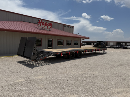 New 2025 Diamond C 102"x40' Engineered Beam FMAX216 w/ Max Ramps - Pacesetter Edition