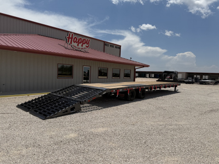 New 2025 Diamond C 102"x40' Engineered Beam FMAX216 w/ Max Ramps - Pacesetter Edition