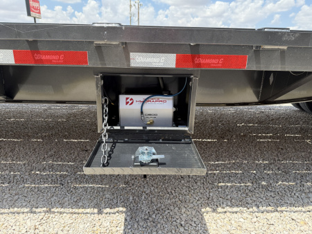 New 2025 Diamond C 102"x40' Engineered Beam FMAX216 w/ Max Ramps - Pacesetter Edition