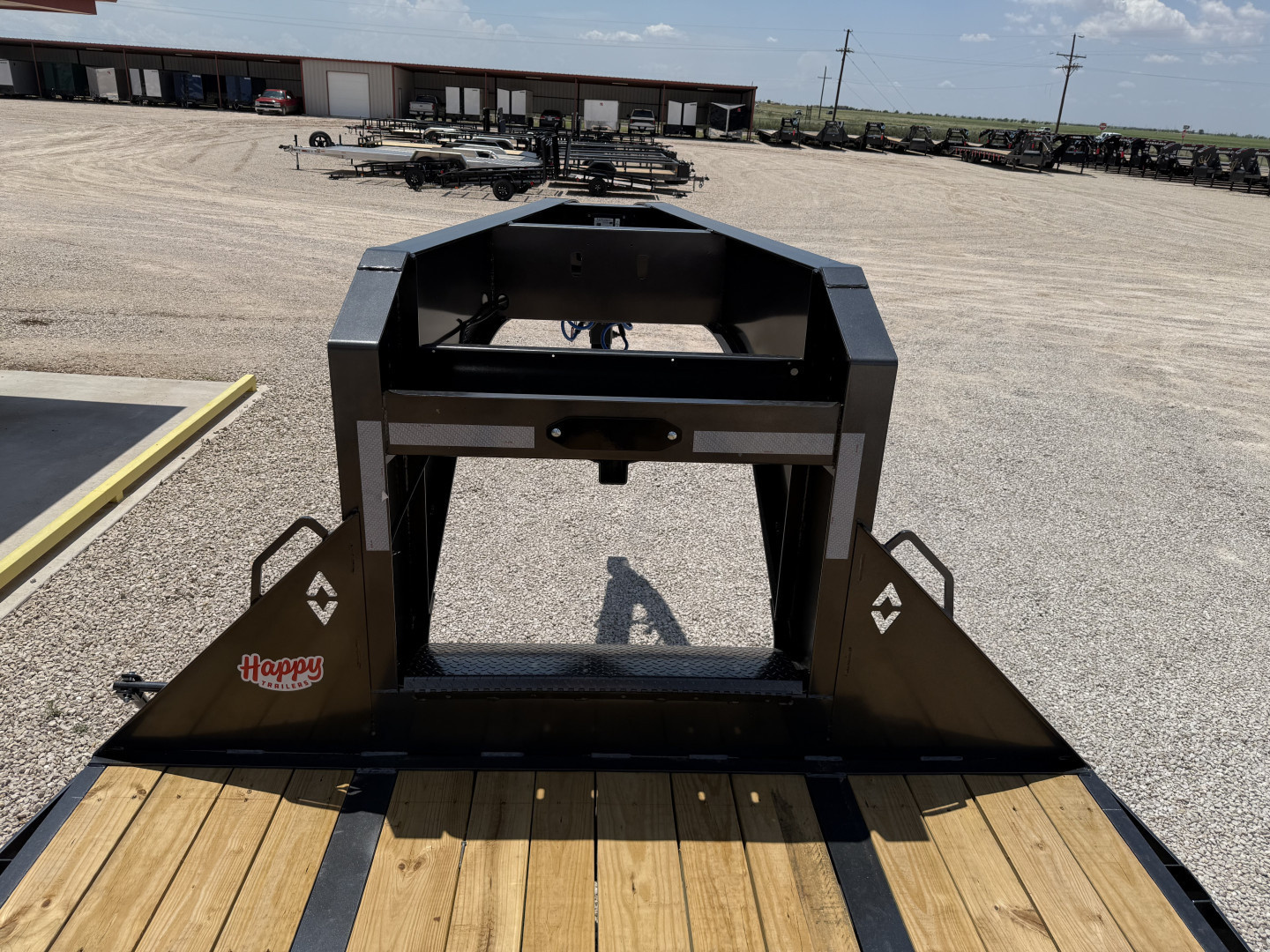 New 2025 Diamond C 102"x40' Engineered Beam FMAX210 w/ Max Ramps