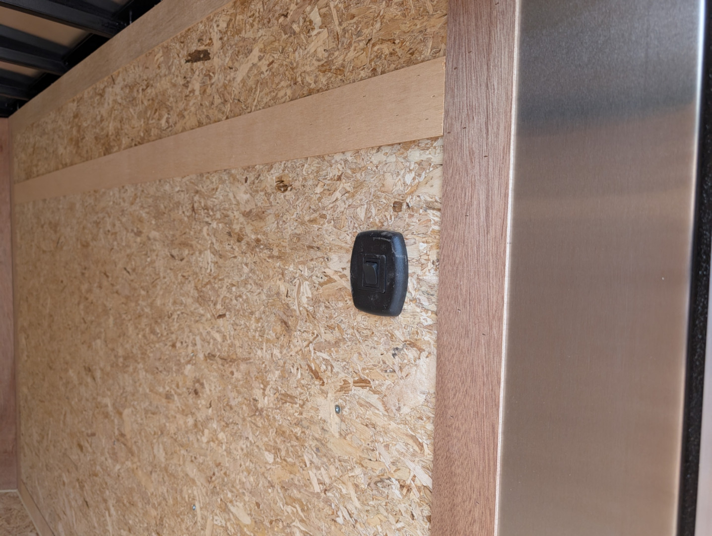 New 2025 Cargo Mate 5X8 E-SERIES Cargo / Enclosed Trailer