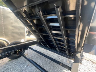 New 2025 Hillcrest Trailers 7x16 17.6 w/ tube ramps and hyd jack Dump Trailer