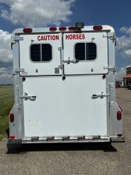 Used 2001 4-Star Deluxe 2H Straight Load BP W/B (7'9" Inside Center Height, 7'6" at Sidewalls) Trailer