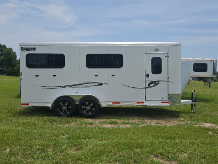 New 2025 Shadow 4H Stablemate w/ Escape Door Horse Trailer