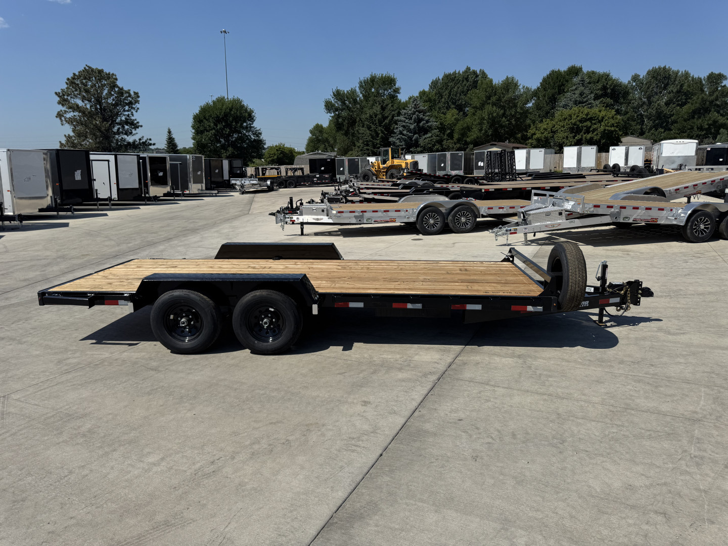 New 2026 Southland18’flat Flatbed 2-5200lb axles = 10K Trailer with side Slide In Ramps