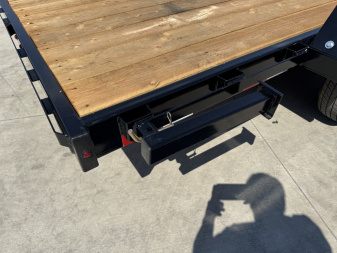 New 2026 Southland18’flat Flatbed 2-5200lb axles = 10K Trailer with side Slide In Ramps