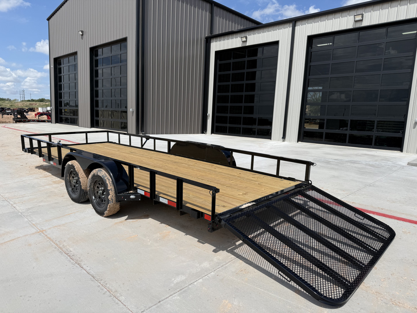 New 2025 X-On 83"x20' Tandem Axle Utility Trailer - U6