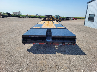New 2026 Load Trail 102"x32' Gooseneck Low-Pro Deckover Trailer